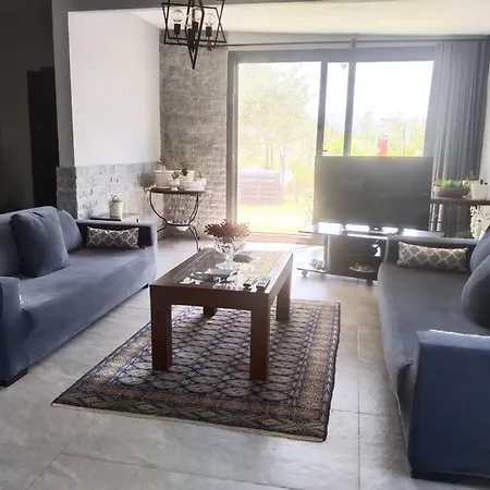 Cottage Villa